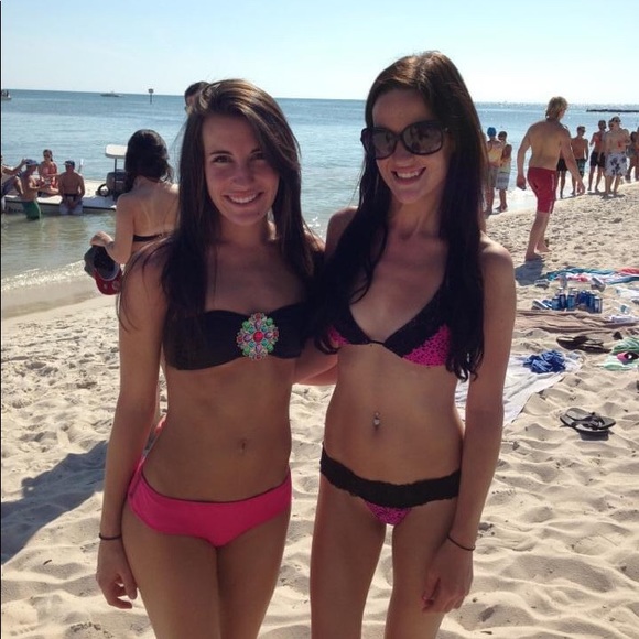 Hot Miami Styles Other - Pink animal print bikini